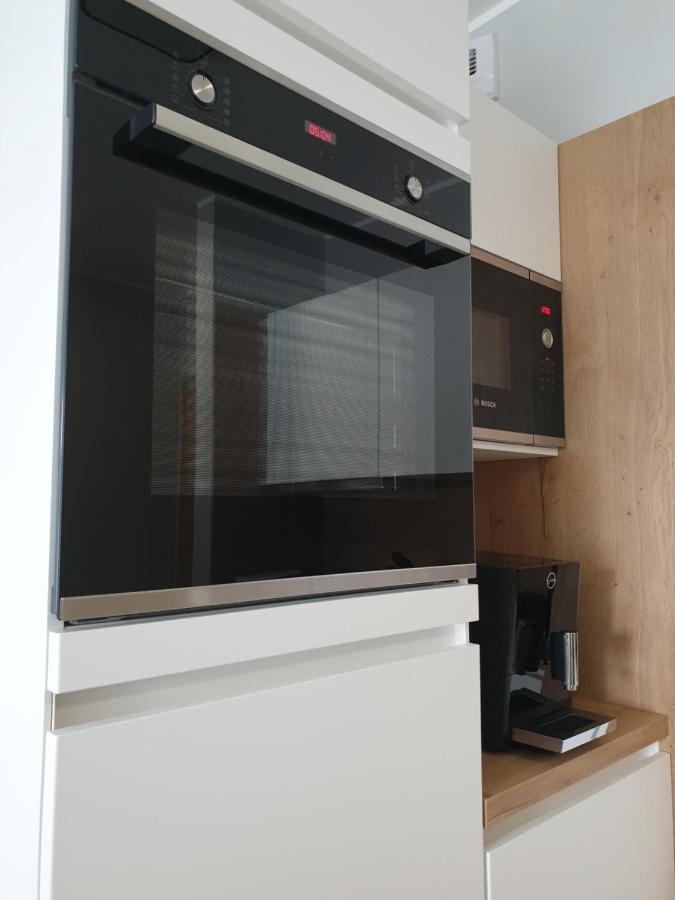 Private Apartment, Aircondition, Hd Tv Pl & De, Wifi, Garage, Fully Equipped, Near Beach Kolberg Exterior foto