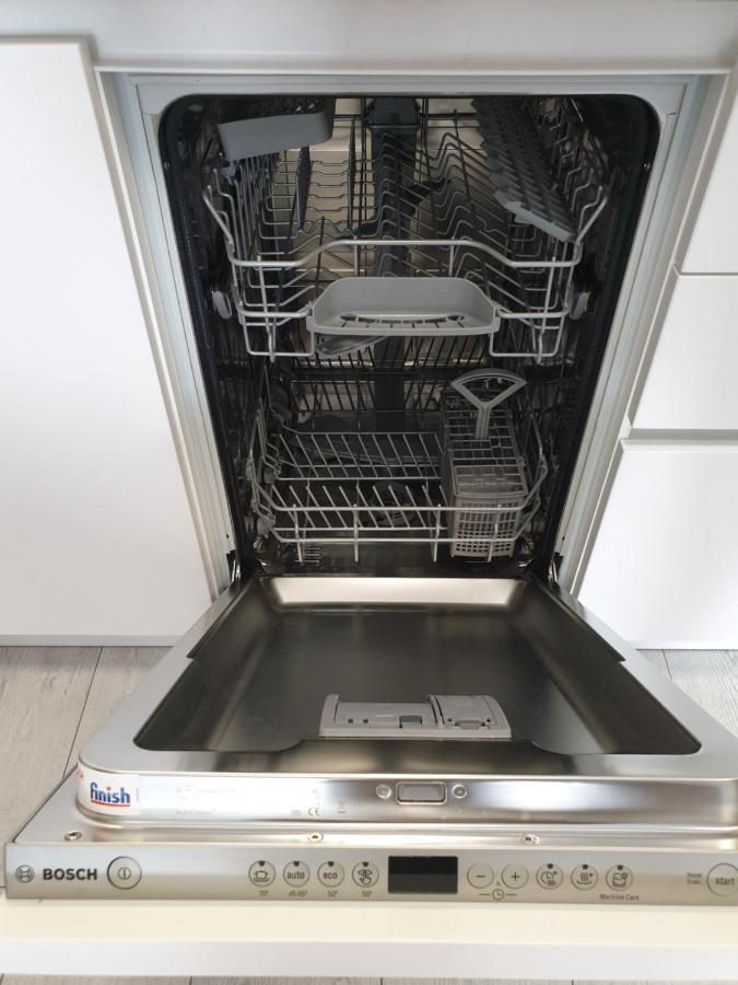 Private Apartment, Aircondition, Hd Tv Pl & De, Wifi, Garage, Fully Equipped, Near Beach Kolberg Exterior foto